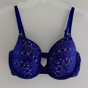 Victoria's Secret Purple Lace Lined Demi Bra, size 34DD